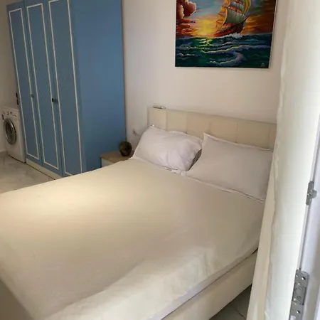 Drymades Retreat, Dhermi Prázdninový dům Gjilek